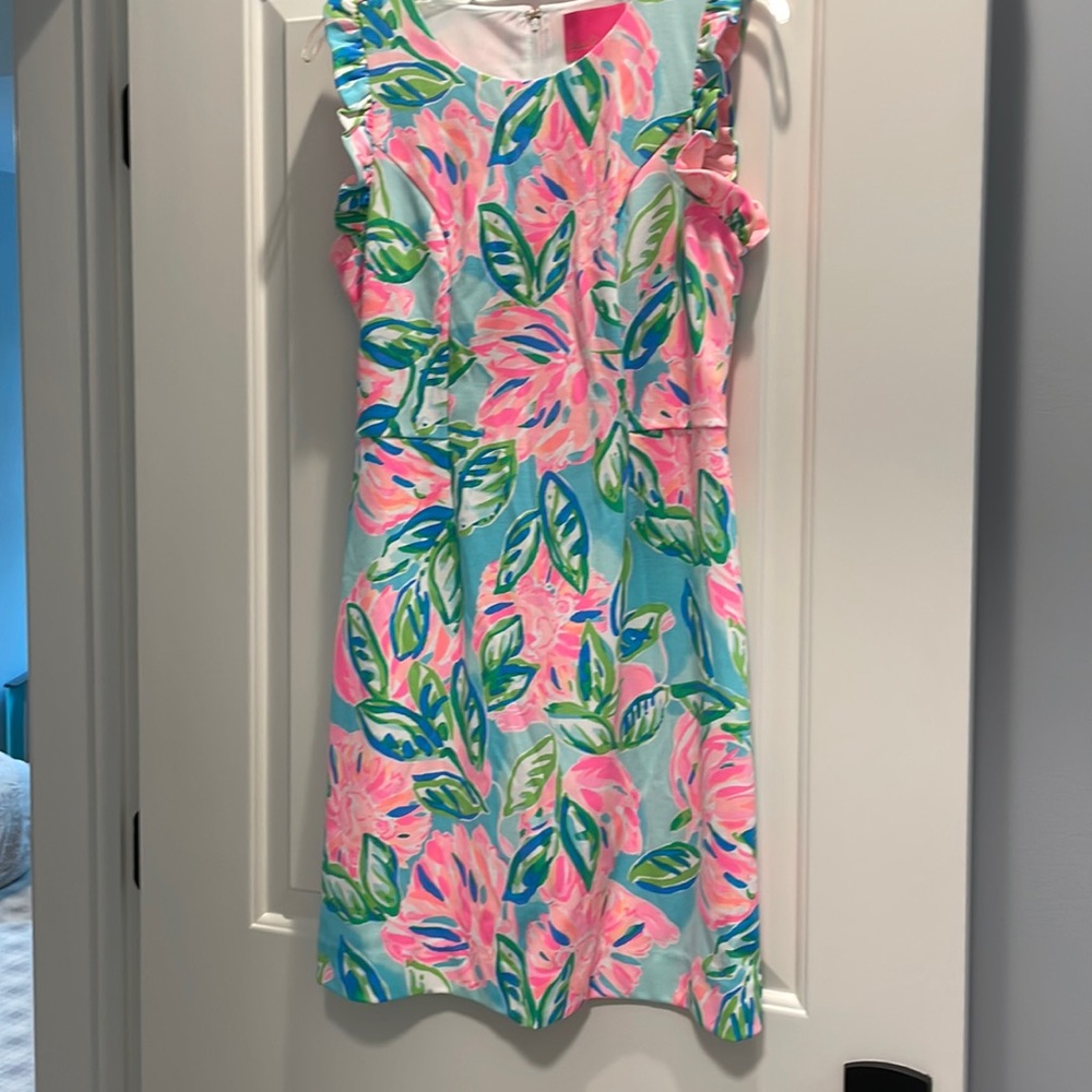 Lily Pulitzer floral dress. New with tags. Size 4